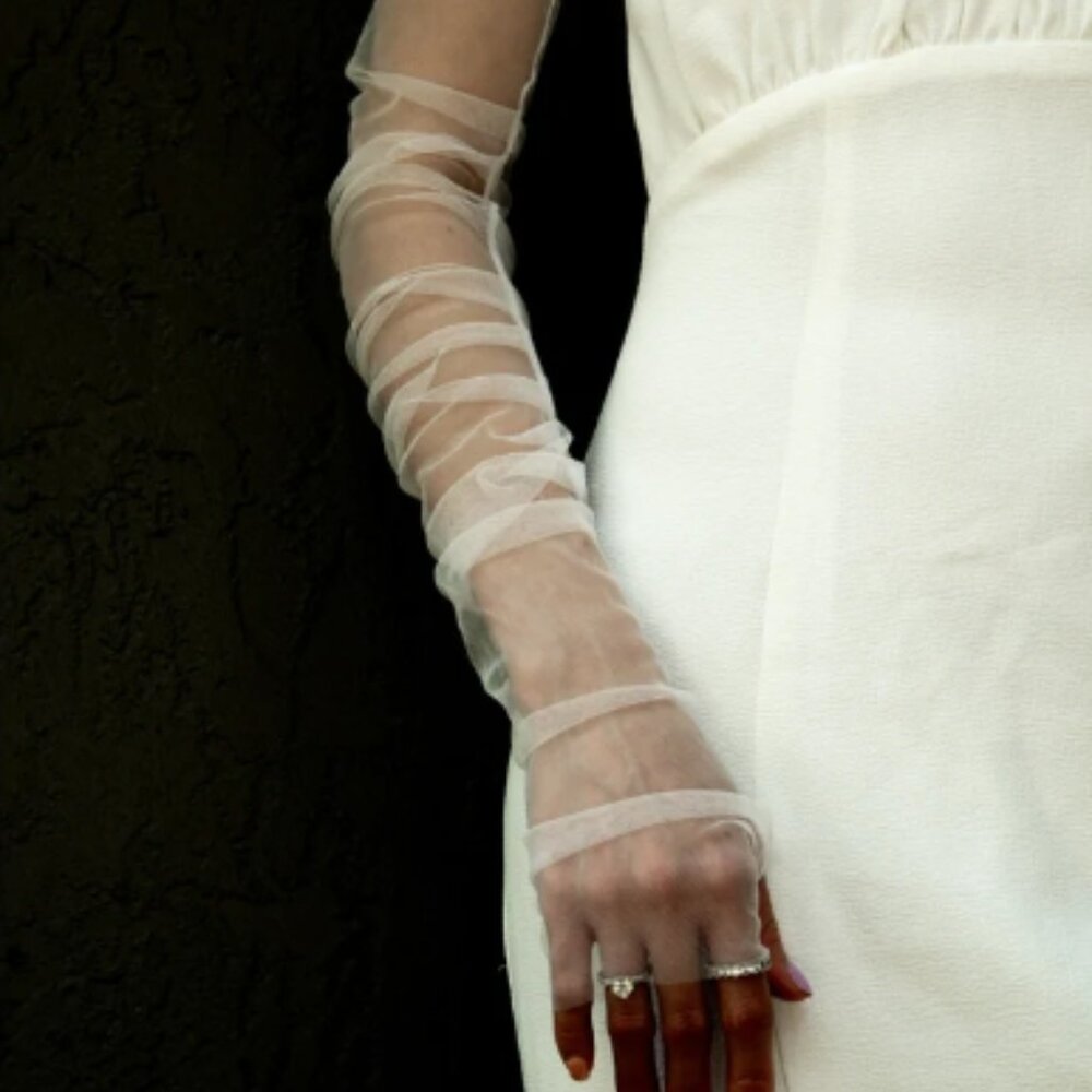 Bridal Gloves / Sleeves (Ivory - Mesh Pleated)